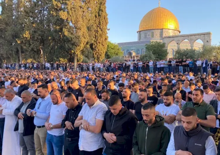 صلاة العيد في المسجد الاقصى