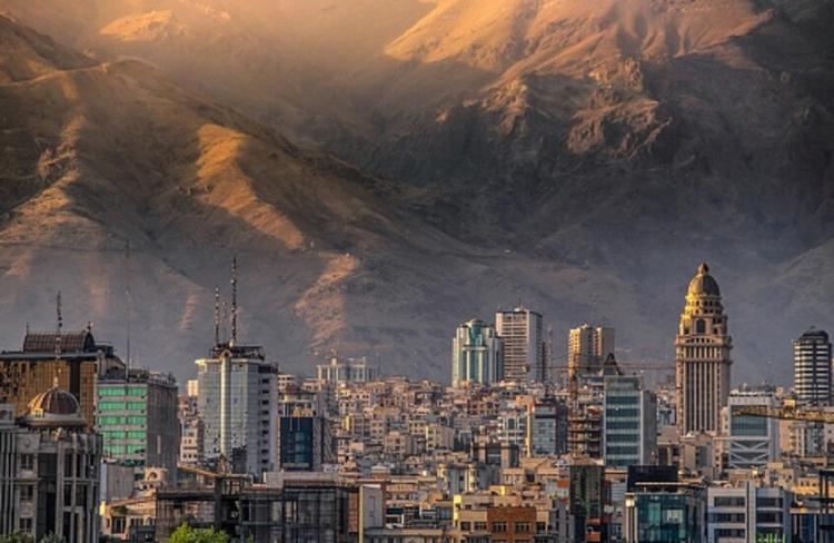 إيران