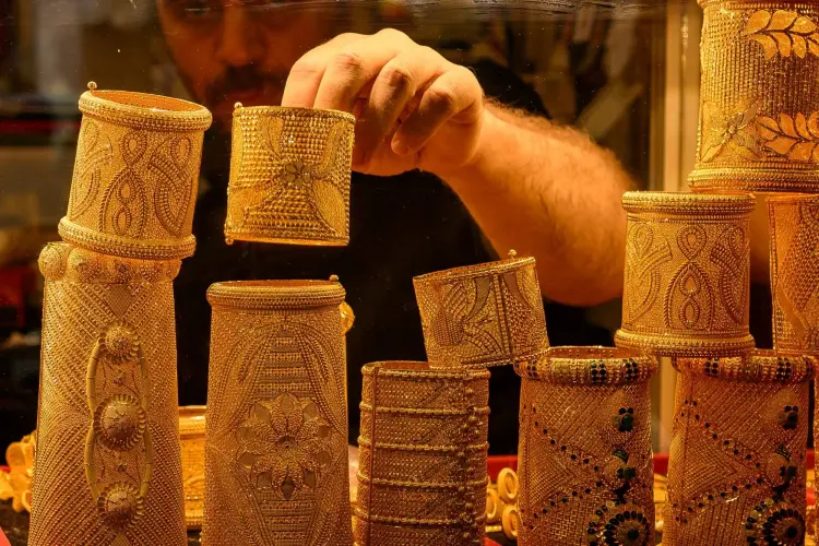 طقم ذهب