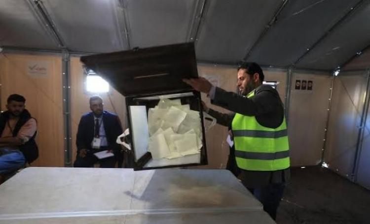 من انتخابات البلديات التي أقيمت في دير البلح وسط قطاع غزة