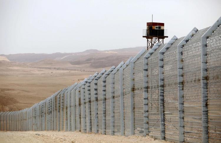 إسرائيل تتحرك على حدود 4 دول عربية.. تفاصيل خطة نتنياهو الجديدة