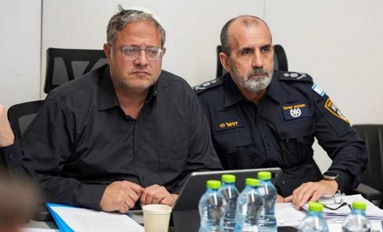 قبل انتخابات الكنيست.. اجتماع نتنياهو والشرطة يثير جدلًا في إسرائيل