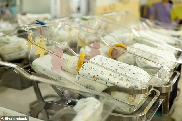 31548940-8591567-An_early_blood_test_could_detect_which_babies_deprived_of_oxygen-a-9_1596543350078.jpg
