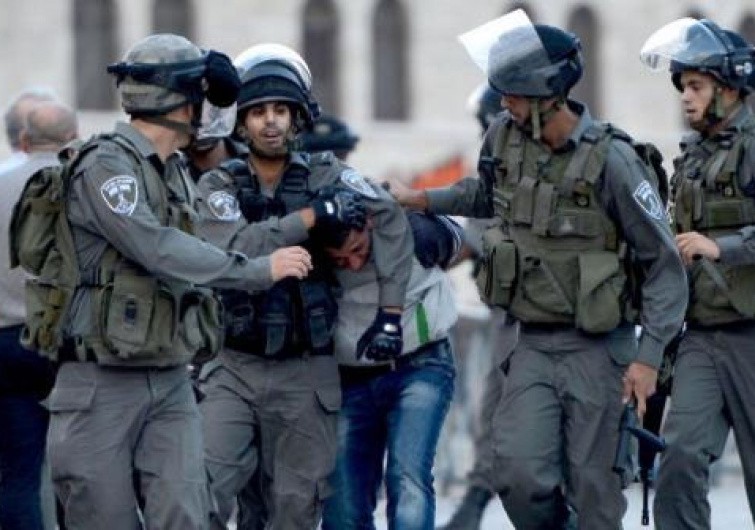 الشرطة الاسرائيلية تعتقل شاب فلسطيني
