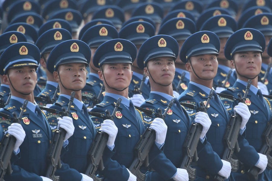 الجيش الصيني - تعبيرية.jpg