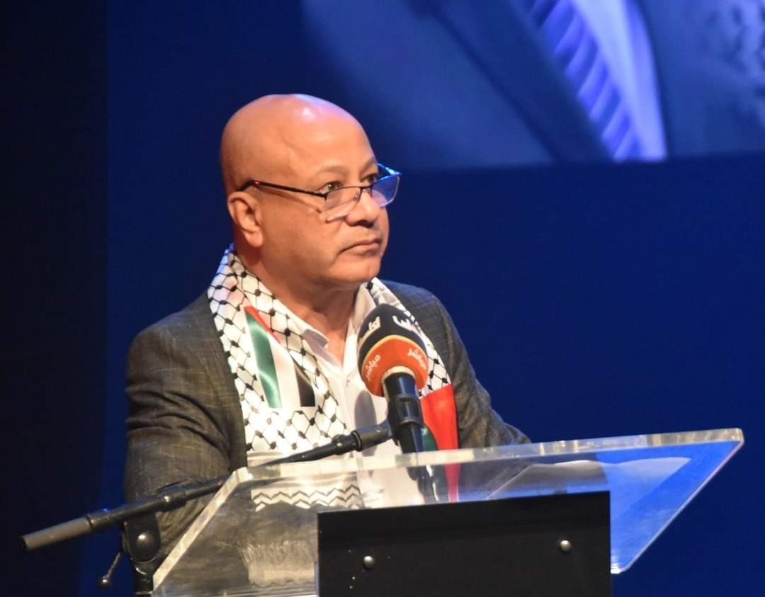 أحمد أبو هولي عضو اللجنة التنفيذية لمنظمة التحرير الفلسطينية