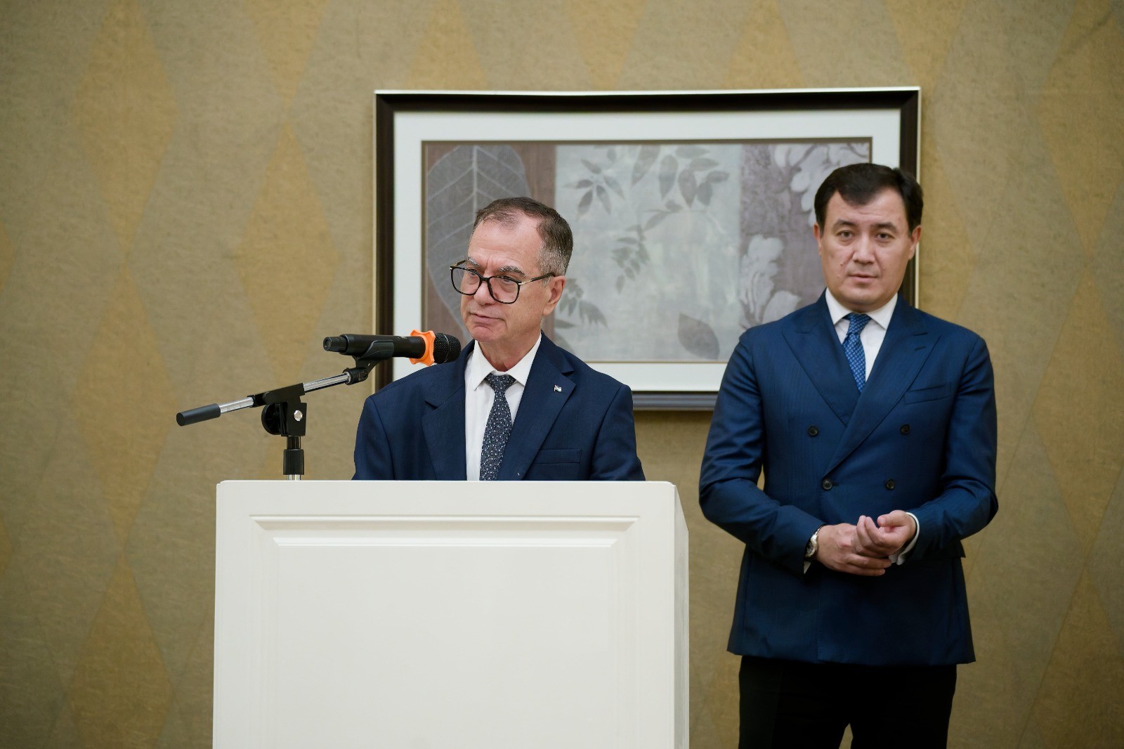 2.jfif