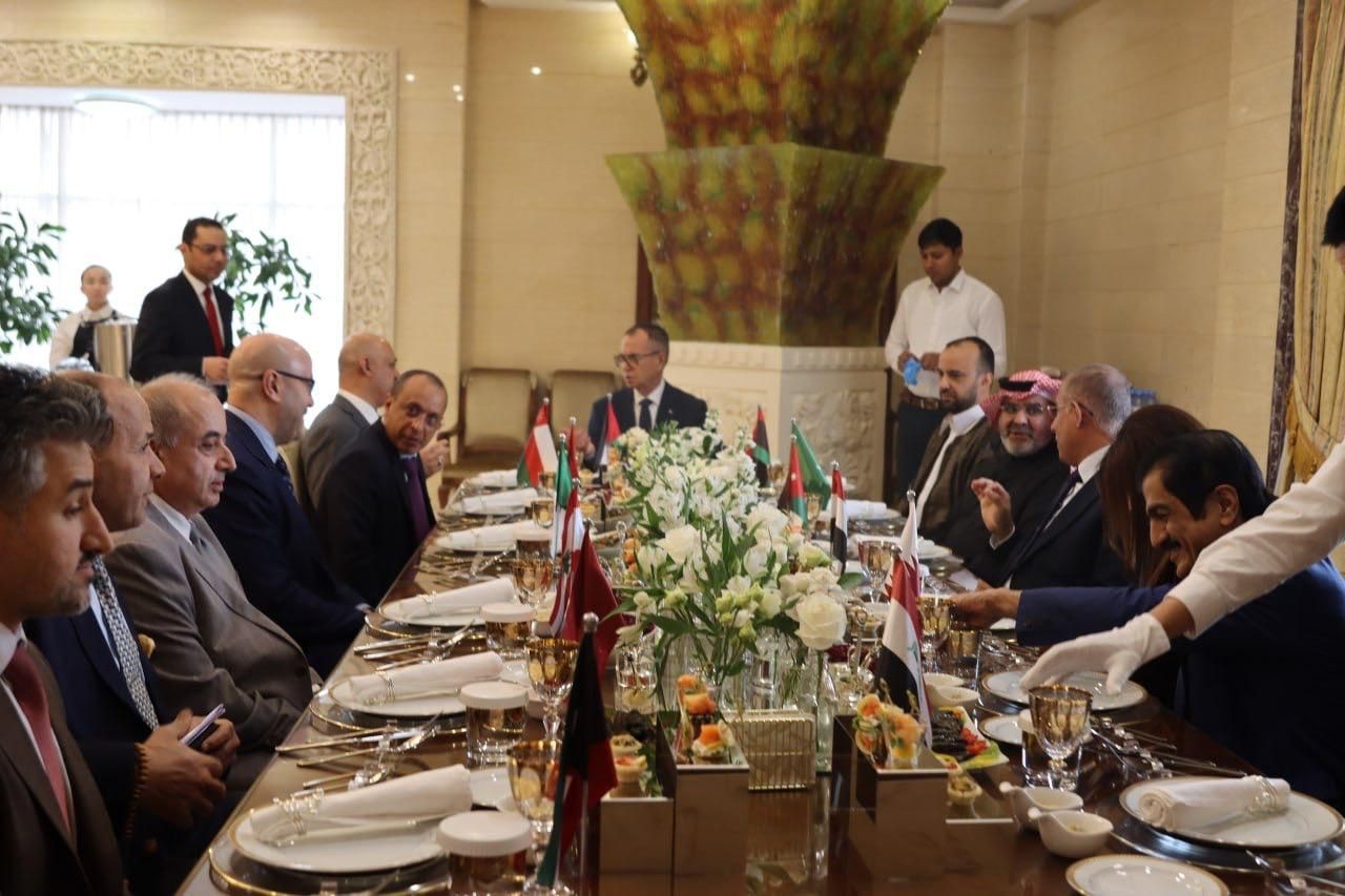 5f0d2c03-2bb7-408e-a9b1-66d2ddbddf7a.jfif