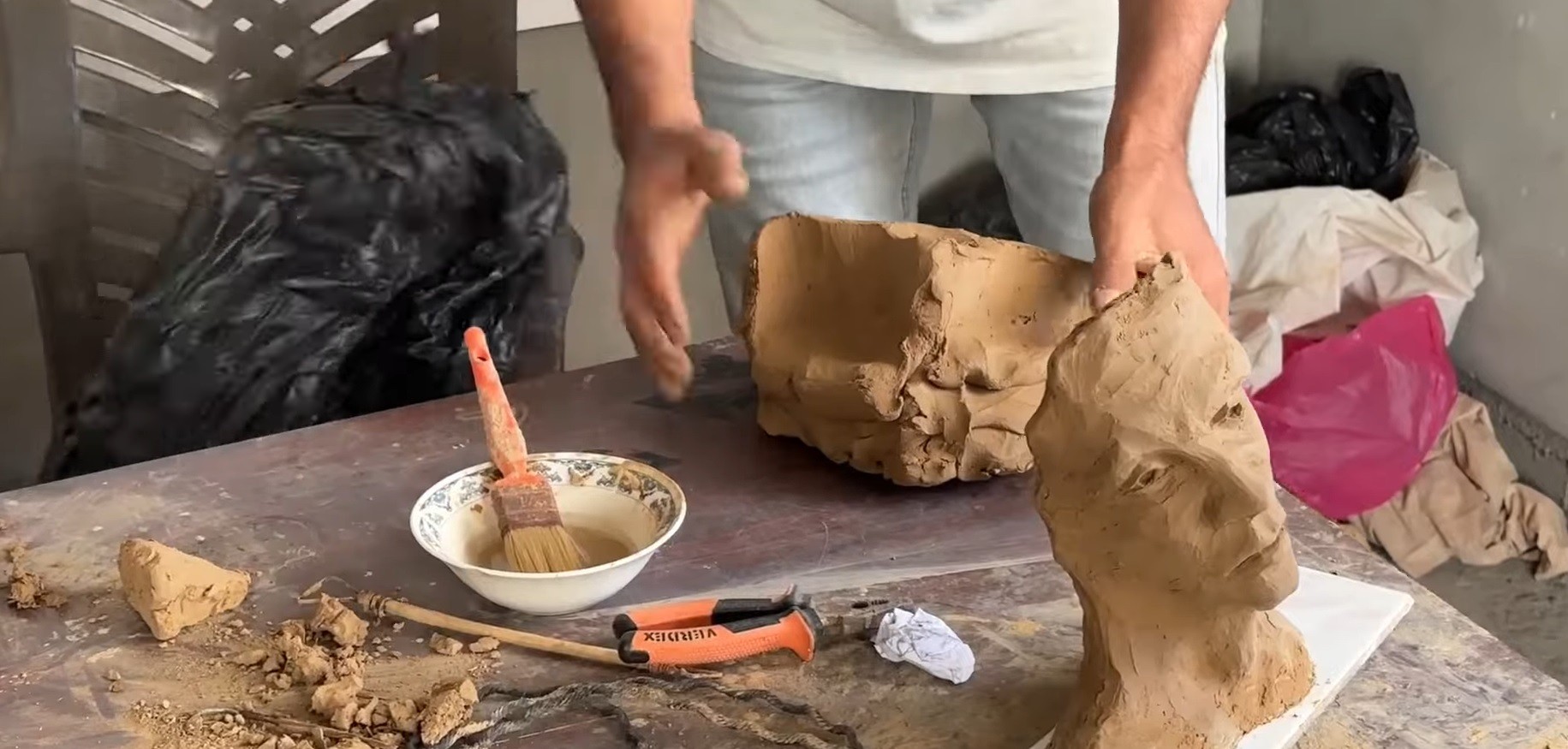 خالد حسين 3.jpg