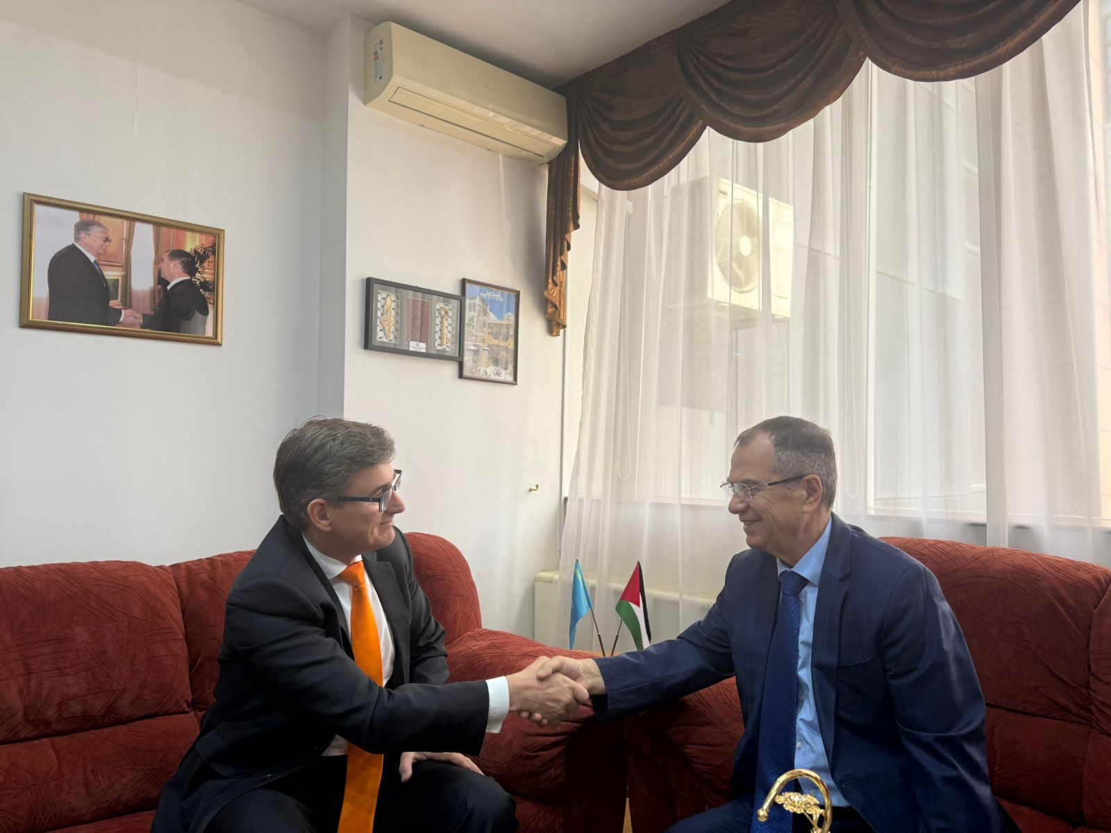 a0f552ac-25fb-4e8e-b1b5-d4d6f4eba096.jfif