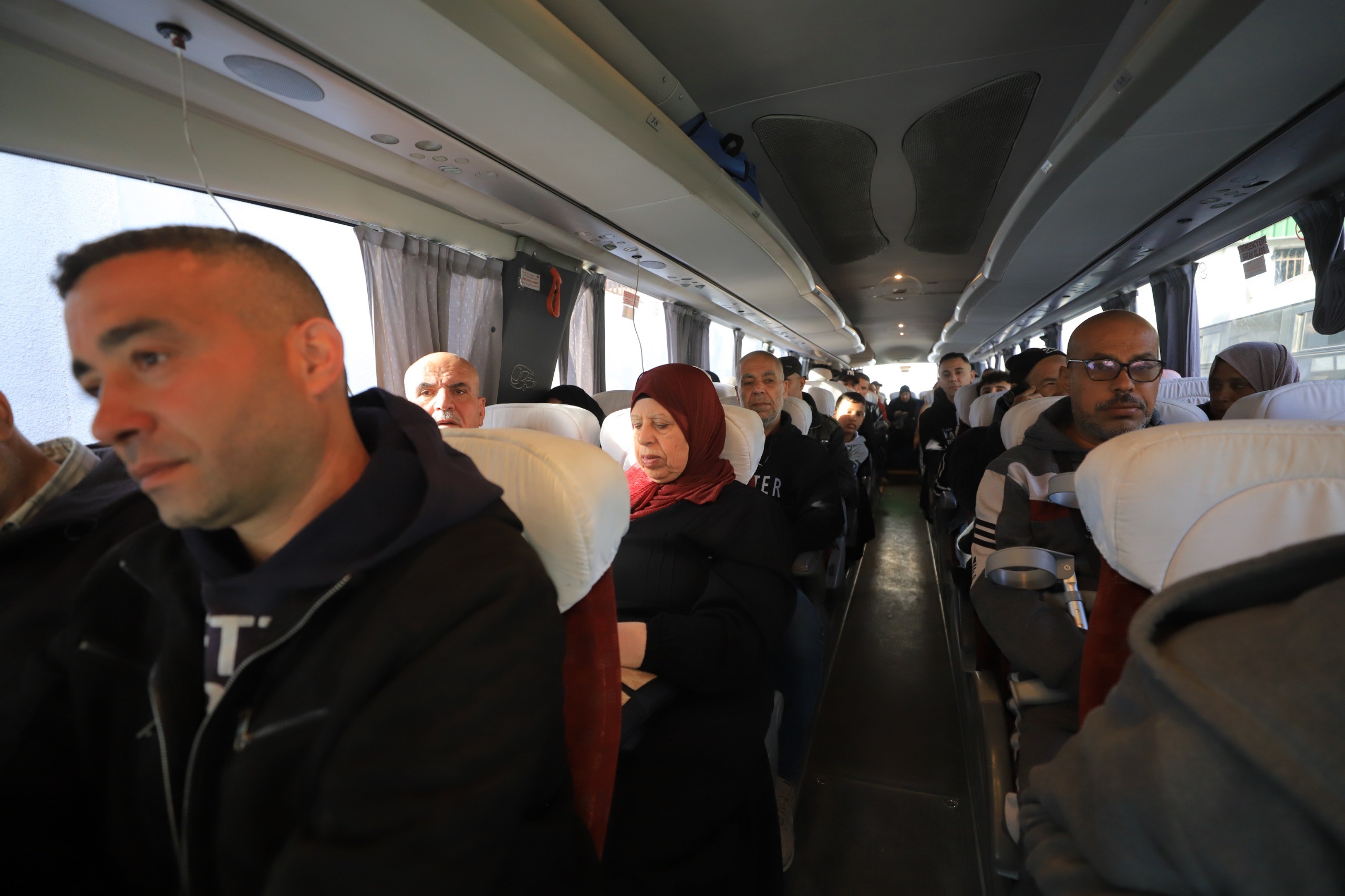 بلا عنوان.jpg