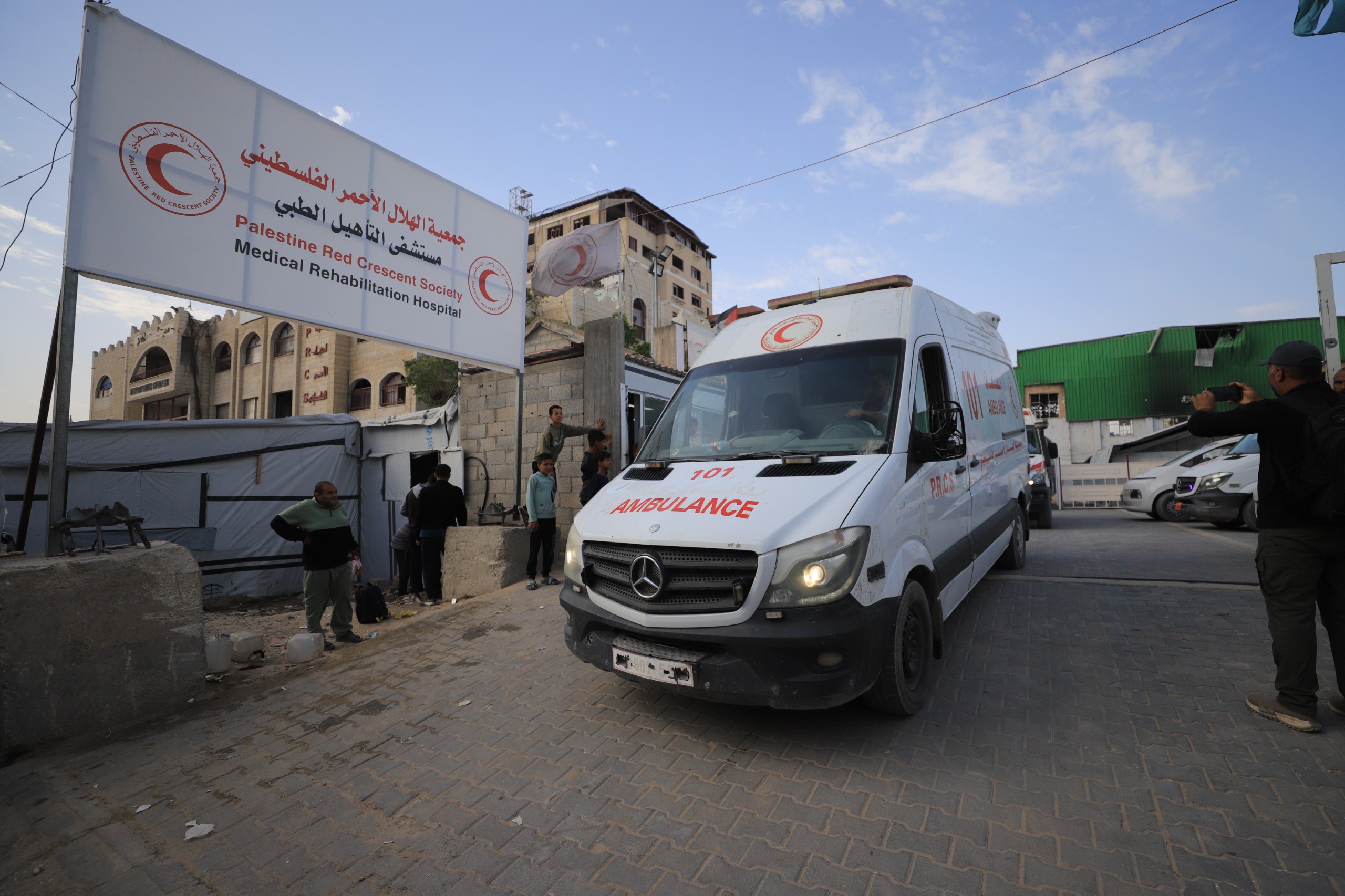 بلا عنوان99.jpg